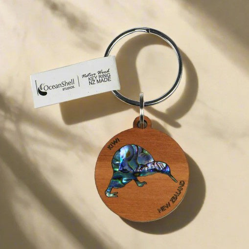 Paua and Rimu Keyring - Kiwi