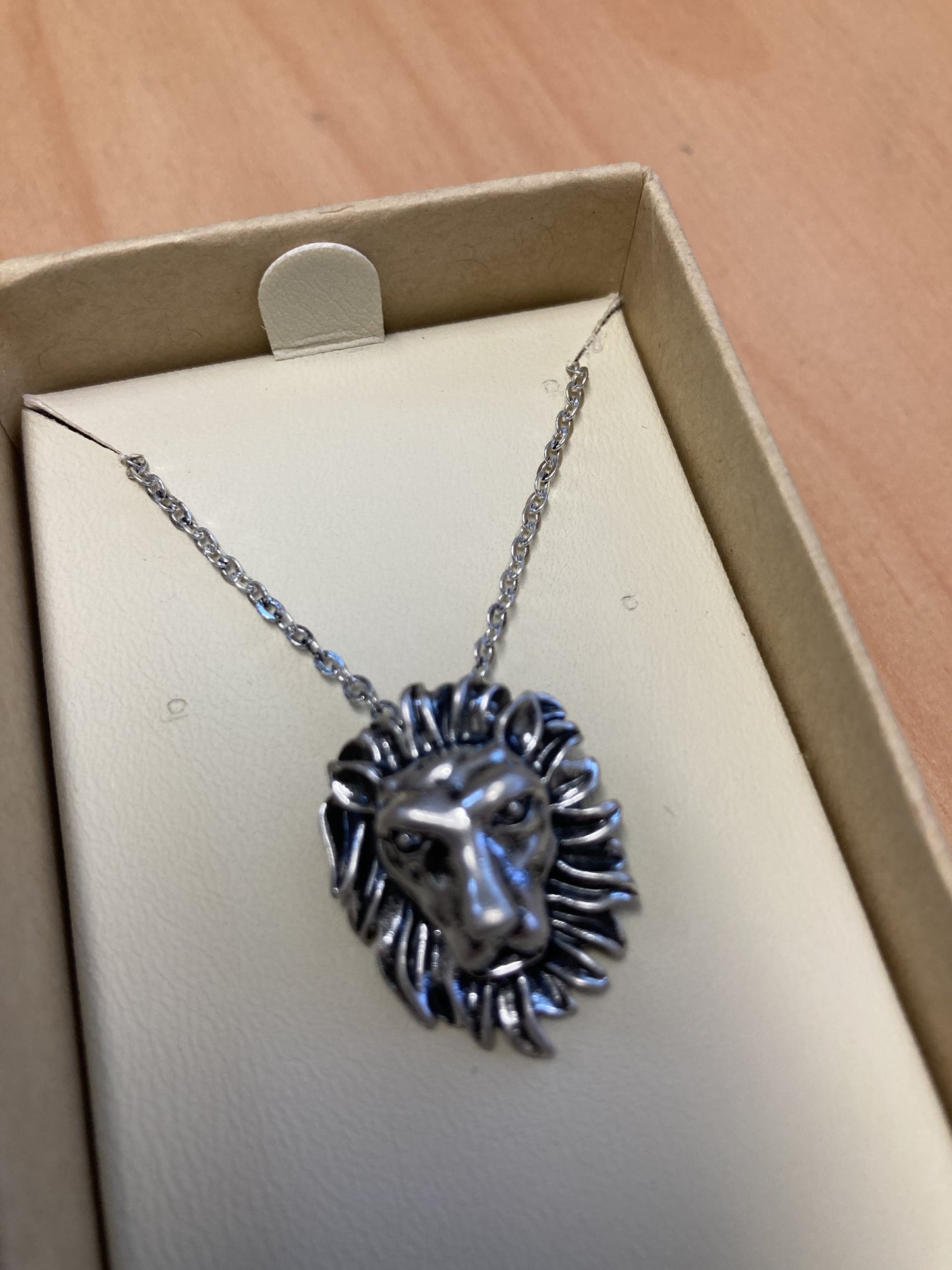 Kiwicraft Lion Necklace Silver